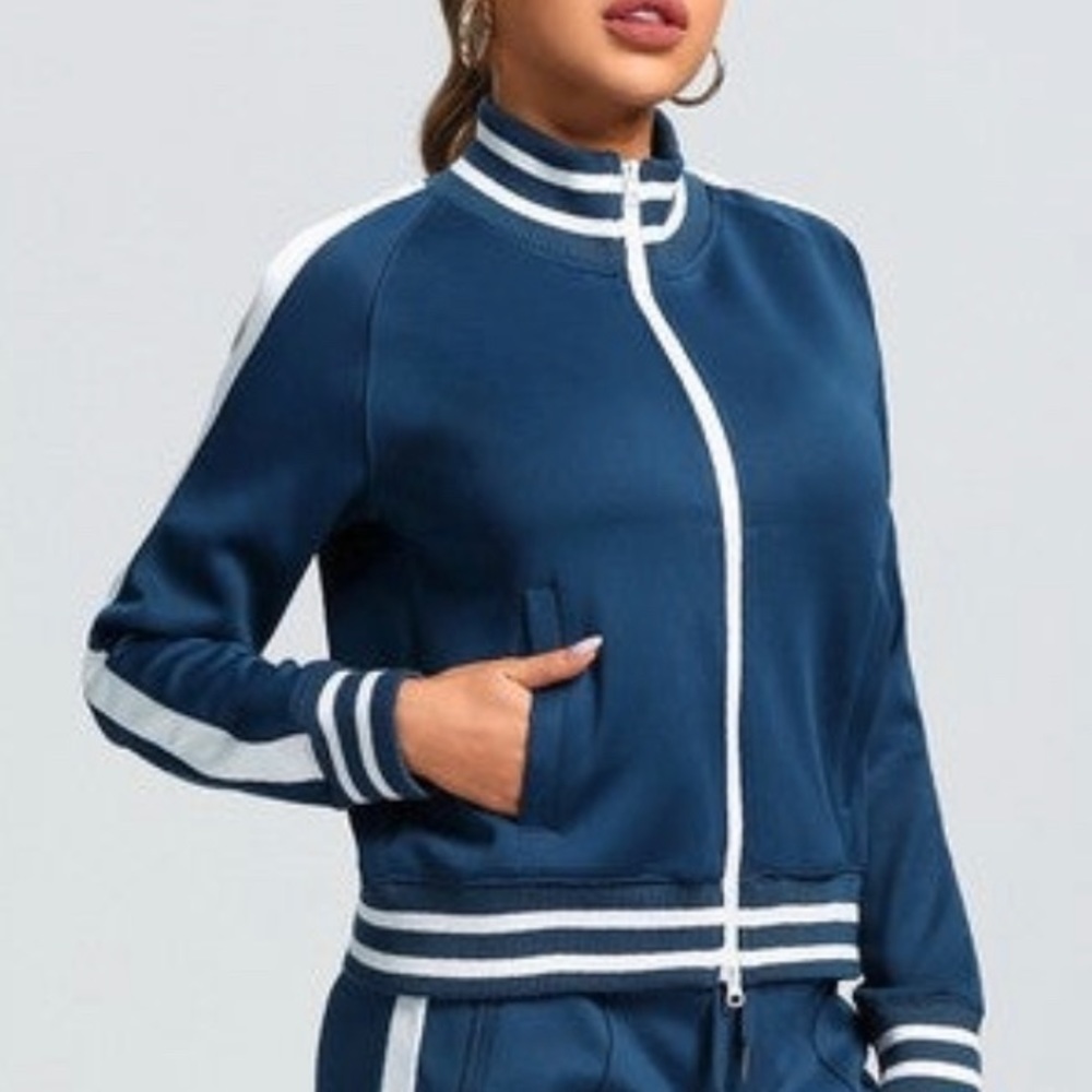 Cold Shoulder Navy Blue Track Suit Set - Picture 3 of 8